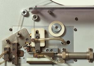 屋外で使いやすいと話題の電子看板